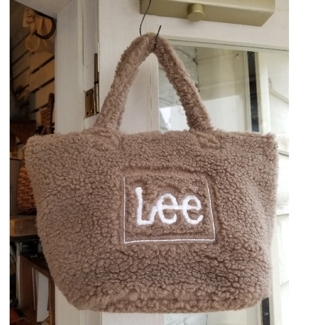 Lee(リー)のLee もこもこボアミニトートバック(ブラウン) レディースのバッグ(トートバッグ)の商品写真