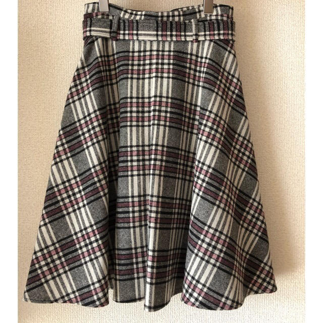 MISCH MASCH(ミッシュマッシュ)のMISCH MASCH❤︎ウールチェックフレアースカート レディースのスカート(ひざ丈スカート)の商品写真