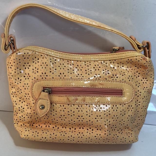 MICHEL KLEIN(ミッシェルクラン)のミッシェルクラン ハンドバック リボン ピンク レディースのバッグ(ハンドバッグ)の商品写真