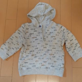 プチバトー(PETIT BATEAU)のプチバトー　トレーナー　魚柄　18m(Tシャツ/カットソー)