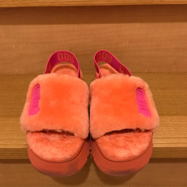 UGG(アグ)のUGG サンダル レディースの靴/シューズ(サンダル)の商品写真