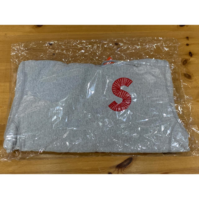 Supreme(シュプリーム)のSupreme シュプリーム  S Logo Hooded Sweatshirt メンズのトップス(パーカー)の商品写真