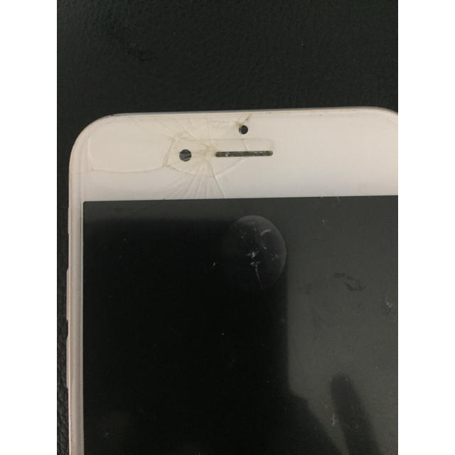 iPhone(アイフォーン)のiPhone6  16G  docomo スマホ/家電/カメラのスマートフォン/携帯電話(スマートフォン本体)の商品写真