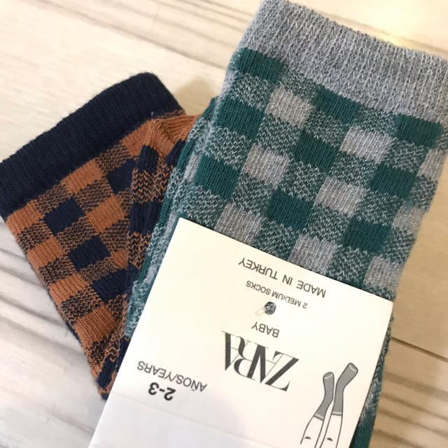 ZARA KIDS(ザラキッズ)の専用！新品未使用！【ZARAbaby】靴下 2足セット！ SOX ザラベビー キッズ/ベビー/マタニティのこども用ファッション小物(靴下/タイツ)の商品写真