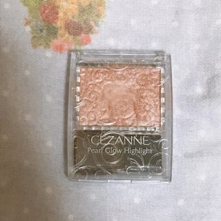 セザンヌケショウヒン(CEZANNE（セザンヌ化粧品）)のセザンヌ パールグロウハイライト02 ロゼベージュ(フェイスカラー)