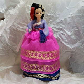 バービー(Barbie)のSaleヨンジ人形1点　チマチョゴリ 韓服 Korean doll(ぬいぐるみ)
