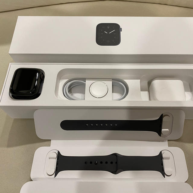 【美品】香港版Apple Watch Series5 44mm チタンブラック