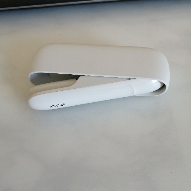 iQOS 3 duo ウォームホワイト メンズのファッション小物(タバコグッズ)の商品写真