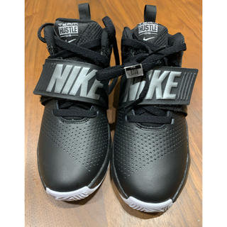 ナイキ(NIKE)の【新品】ナイキ　Nike  キッズ　23.5cm(スニーカー)