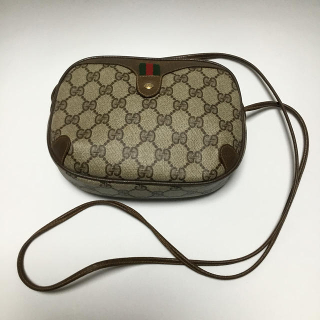 Gucci(グッチ)のGUCCI グッチ　ショルダーバッグ 美品  22日までの出品予定   レディースのバッグ(ショルダーバッグ)の商品写真