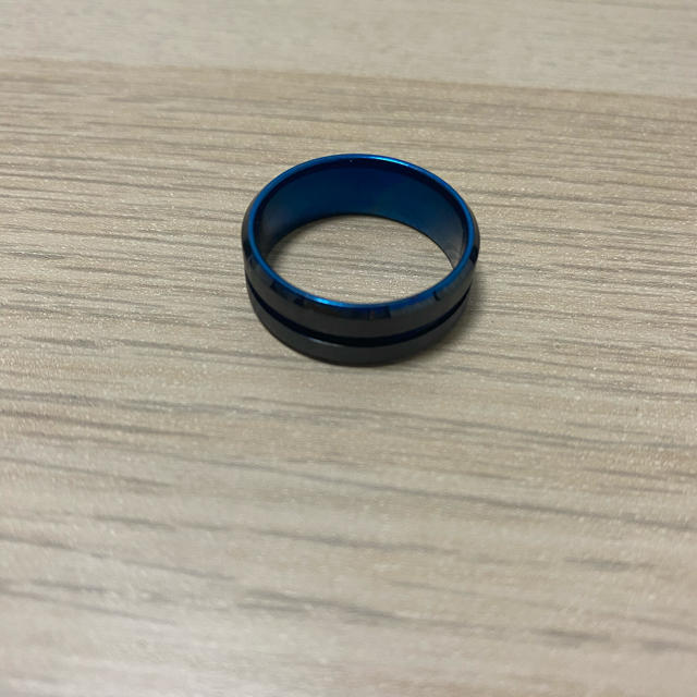 指輪　リング　ブラック　ブルー メンズのアクセサリー(リング(指輪))の商品写真