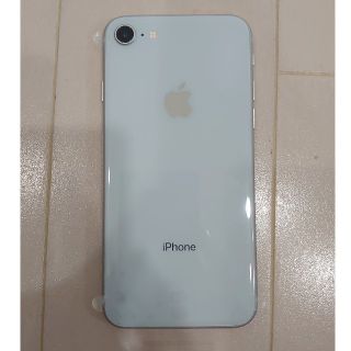 iPhone8 64GB 付属品有利用制限○初期化○水没無シルバーdocomo