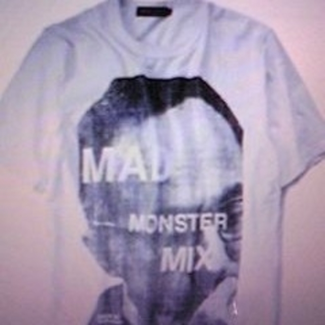 UNDERCOVER(アンダーカバー)のUNDERCOVER Tシャツ メンズのトップス(Tシャツ/カットソー(半袖/袖なし))の商品写真