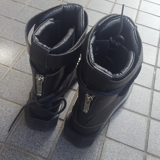 Sacai サカイ 22AW LEATHER PUFFER SHORT BOOT 22-06420 レザーパファーショートブーツ レザースノーブーツ ブラック レディース