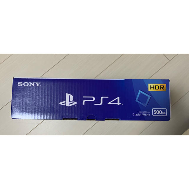 PlayStation4(プレイステーション4)のPlayStation4  500GB エンタメ/ホビーのゲームソフト/ゲーム機本体(家庭用ゲーム機本体)の商品写真