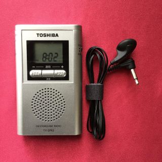 トウシバ(東芝)のポケットラジオ　TOSHIBA TY-SPR3(ラジオ)