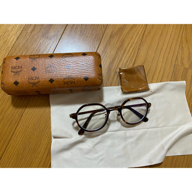 MCM(エムシーエム)のMCM ブラウン眼鏡　Bonbon06様専用 メンズのファッション小物(サングラス/メガネ)の商品写真