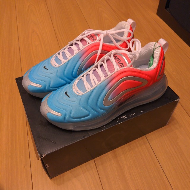 NIKE AIR MAX 720　27cm　日本未発売レディース