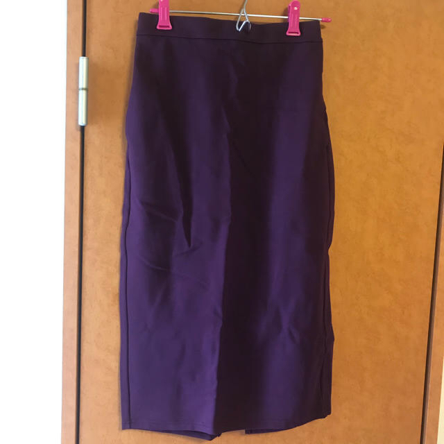 GU(ジーユー)のGU タイトスカート  パープル レディースのスカート(ひざ丈スカート)の商品写真