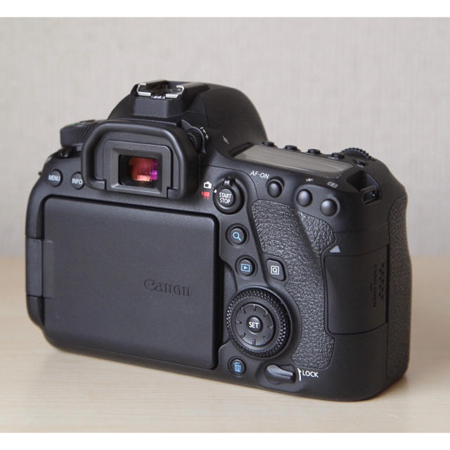 Canon EOS 6D Mark Ⅱ ボディ美品