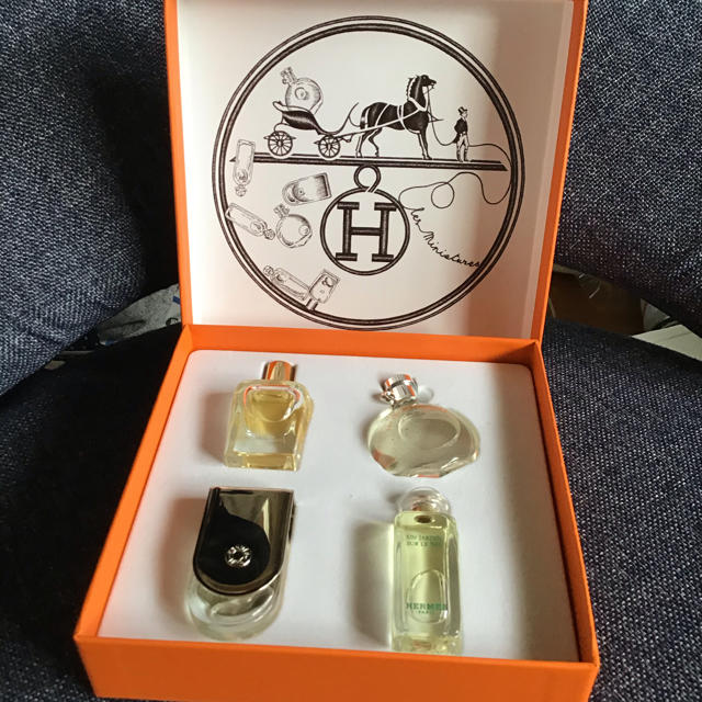 Hermes(エルメス)のエルメスミニ香水セット コスメ/美容の香水(香水(女性用))の商品写真