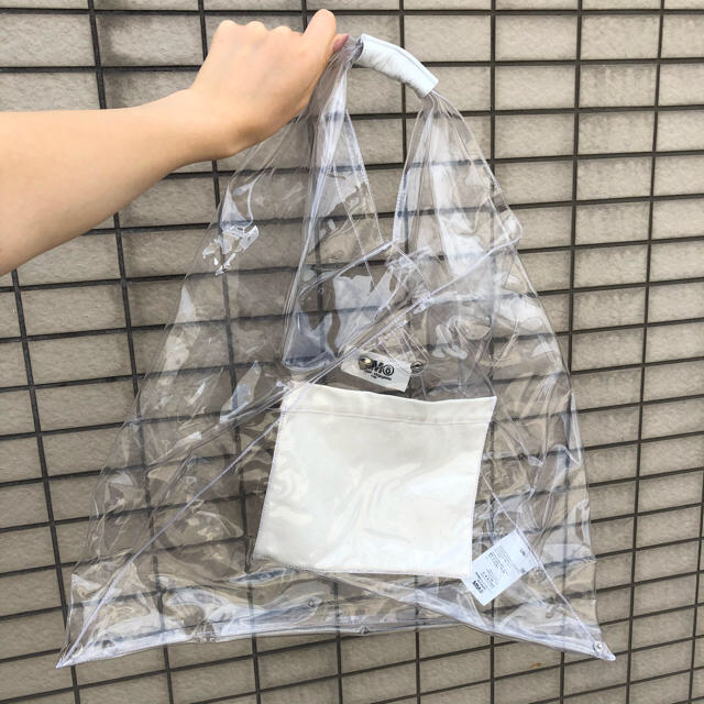 MM6(エムエムシックス)のMM6 ジャパニーズトートバッグ　PVC クリア レディースのバッグ(トートバッグ)の商品写真