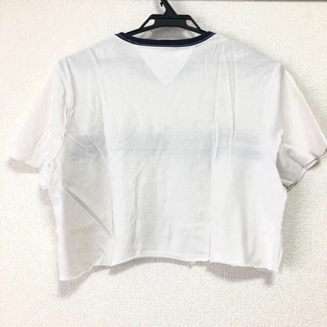 TOMMY HILFIGER(トミーヒルフィガー)のTOMMYHILFIGER Tシャツ　トミーヒルフィガー レディースのトップス(Tシャツ(半袖/袖なし))の商品写真