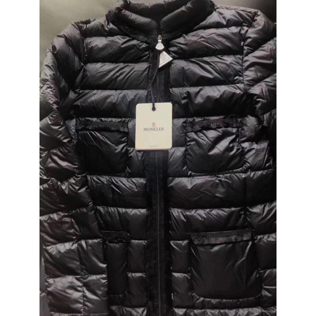 MONCLER(モンクレール)のモンクレール14Yロング　ダウンコート キキ様専用 レディースのジャケット/アウター(ダウンコート)の商品写真