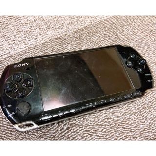 プレイステーションポータブル(PlayStation Portable)のPSP ブラック(家庭用ゲーム機本体)