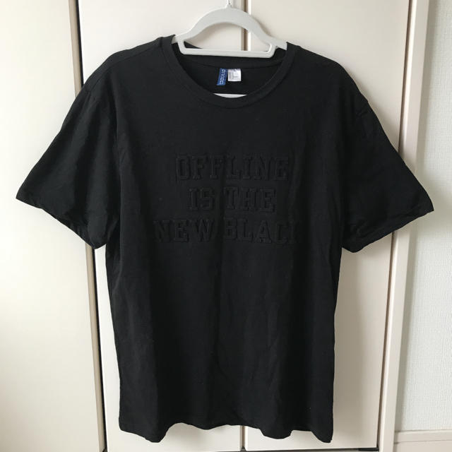 H&M(エイチアンドエム)のメンズ　Ｔシャツ メンズのトップス(Tシャツ/カットソー(半袖/袖なし))の商品写真