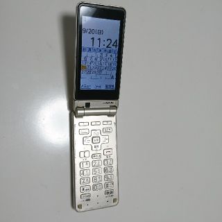 フジツウ(富士通)のNTTドコモ らくらくホン プレミアム FOMA F884i(携帯電話本体)