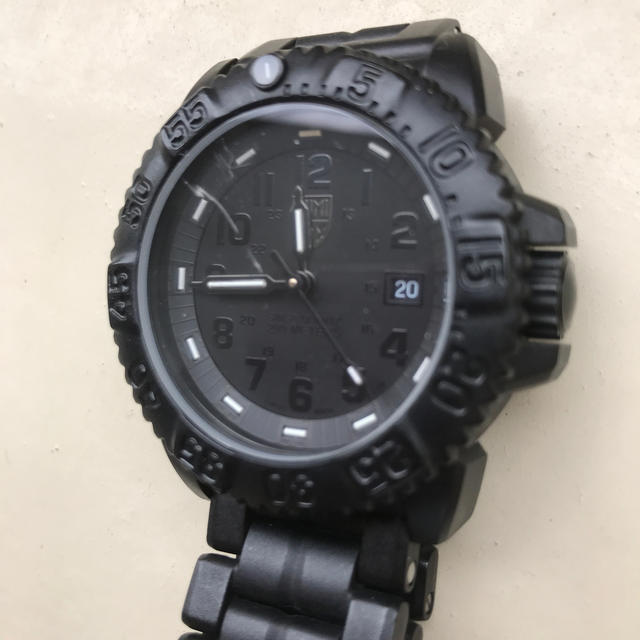 Luminox(ルミノックス)のガラスキズあり　ルミノックスのネイビーシールズブラック レディースのファッション小物(腕時計)の商品写真