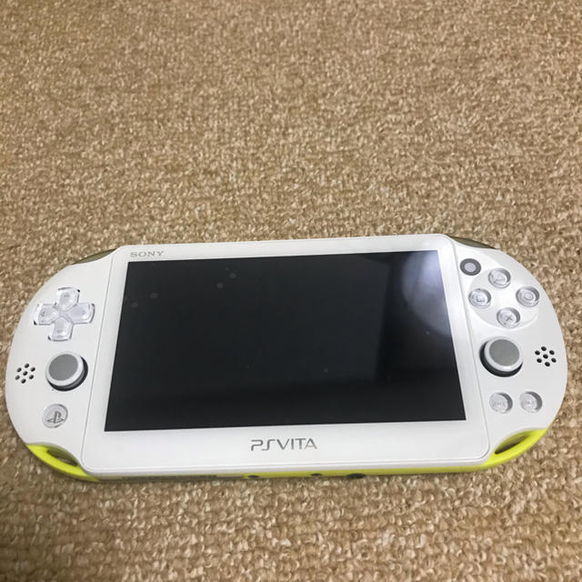 PSVITAライムグリーンWi-Fiモデル　本体のみ