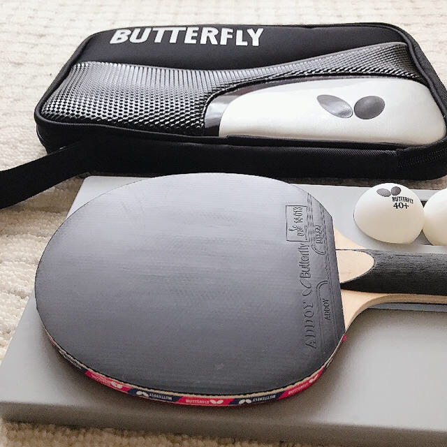 BUTTERFLY(バタフライ)の最終値下げ 美品 BUTTERFLY 卓球セット スポーツ/アウトドアのスポーツ/アウトドア その他(卓球)の商品写真