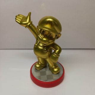 ニンテンドウ(任天堂)のamiibo　ゴールドマリオ(ゲームキャラクター)