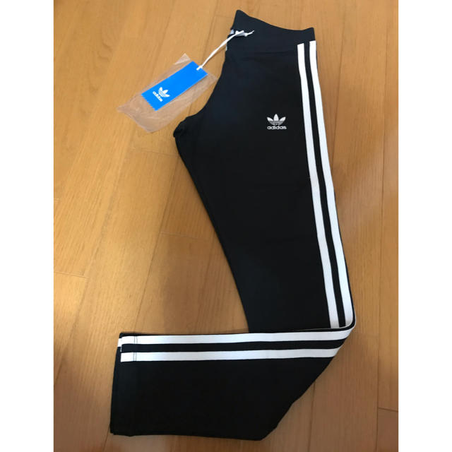 adidas(アディダス)のアディダス　オリジナルス　レギンス　XOT レディースのレッグウェア(レギンス/スパッツ)の商品写真