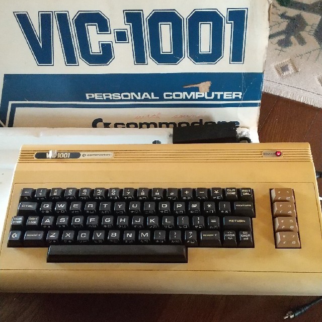 commodore　コモドール　VIC-1001 PC