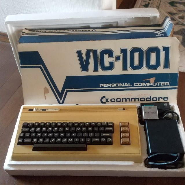 commodore　コモドール　VIC-1001 PC