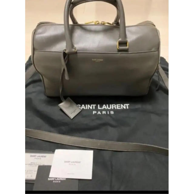 Saint Laurent(サンローラン)のサンローラン　20万　バッグ　正規品　ダッフル6   グレー  レディースのバッグ(ショルダーバッグ)の商品写真