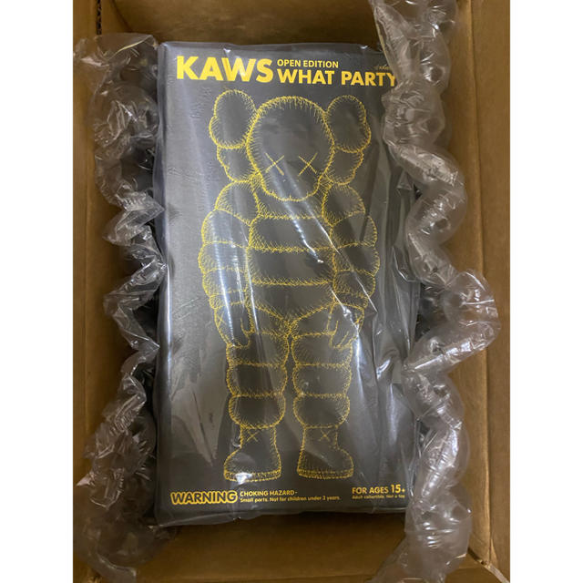 MEDICOM TOY(メディコムトイ)のKAWS What Party Figure Yellow カウズ イエロー黄色 エンタメ/ホビーのフィギュア(その他)の商品写真