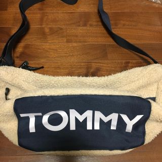 トミーヒルフィガー(TOMMY HILFIGER)のTOMMY HILFIGER ボアボディバック(ボディーバッグ)