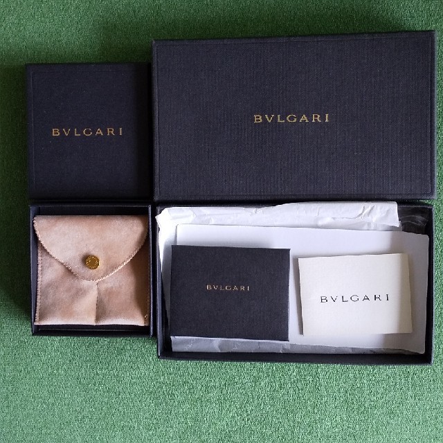 BVLGARI(ブルガリ)のブルガリの箱です メンズのファッション小物(長財布)の商品写真