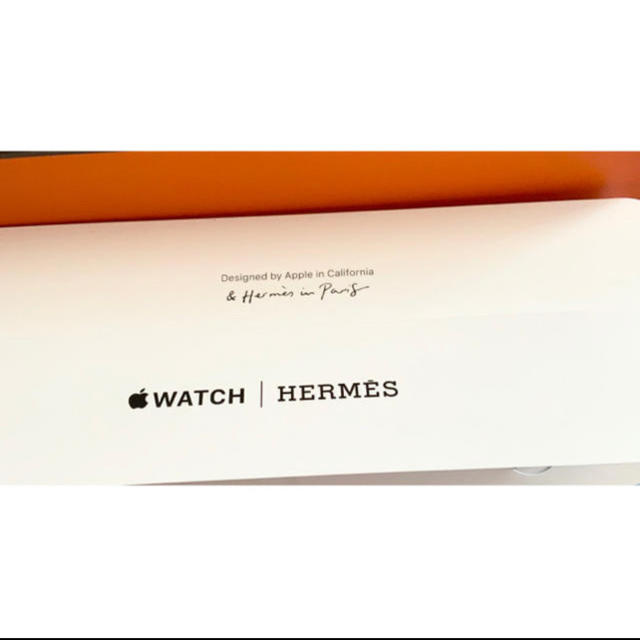 Hermes(エルメス)の新品　最終値下げApple Watch 38.40ミリHERMESラバーバンド黒 メンズの時計(ラバーベルト)の商品写真