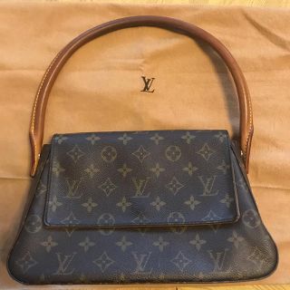 ルイヴィトン(LOUIS VUITTON)のあっちゃん様　ルイヴィトン　ミニルーピング　(ショルダーバッグ)