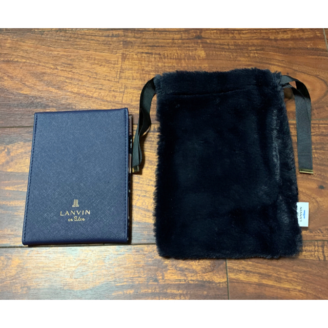 LANVIN(ランバン)の【新品・未使用】LANVIN ミラー　もこもこポーチ    レディースのファッション小物(ミラー)の商品写真