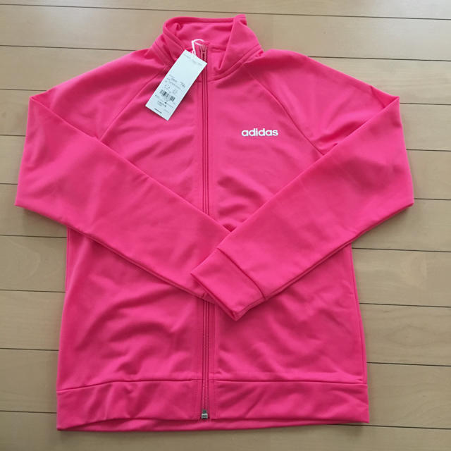 adidas(アディダス)の新品　adidas  アディダス ジャージ 上のみ ピンク　150cm キッズ/ベビー/マタニティのキッズ服女の子用(90cm~)(ジャケット/上着)の商品写真