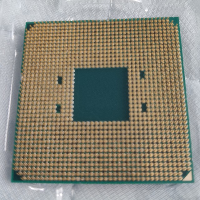 AMD CPU Ryzen5 1600 スマホ/家電/カメラのPC/タブレット(PCパーツ)の商品写真