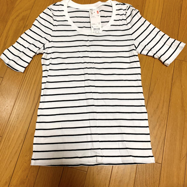 UNIQLO(ユニクロ)のUNIQLOタグ付き新品 メンズのトップス(Tシャツ/カットソー(半袖/袖なし))の商品写真