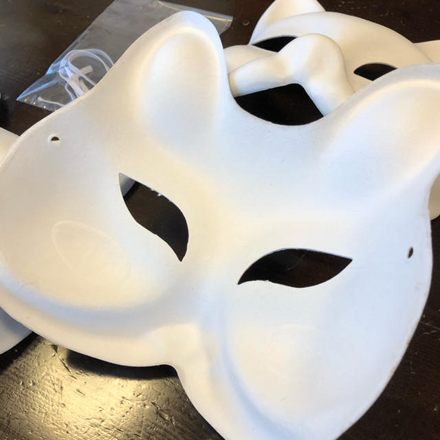 無彩色 猫面 狐面3個セット 未使用 ハロウィン仮面仮装ホワイトマスク エンタメ/ホビーのコスプレ(小道具)の商品写真