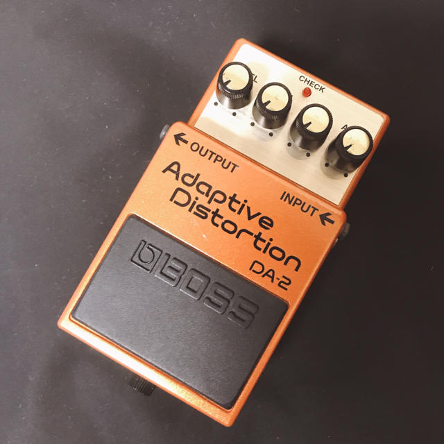 BOSS(ボス)のBOSS DA-2 アダプティブディストーション 楽器のギター(エフェクター)の商品写真